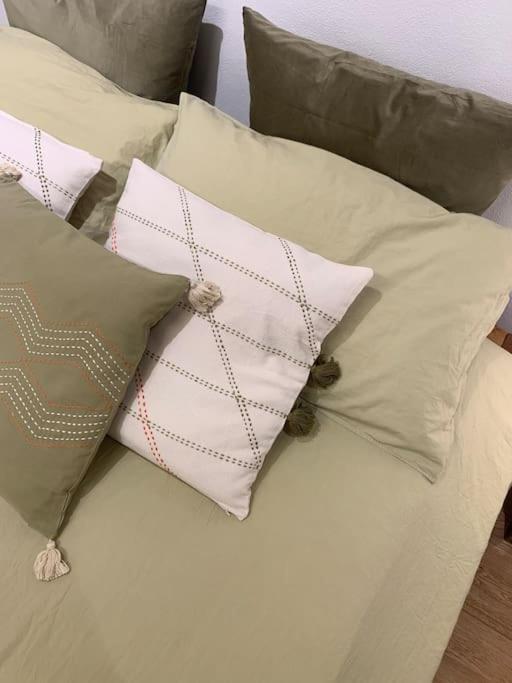 Interno4Home: In Centro Storico Con Posto Auto فيرّارا المظهر الخارجي الصورة