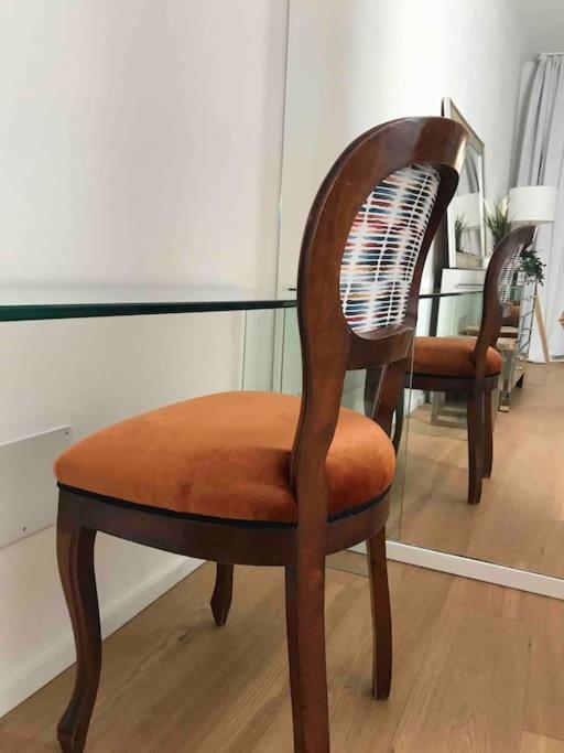 Interno4Home: In Centro Storico Con Posto Auto فيرّارا المظهر الخارجي الصورة